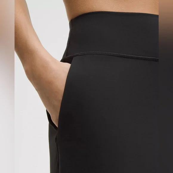 Lululemon Align Black High Rise Joggers Regular Women’s Size 6 - Picture 3 of 7